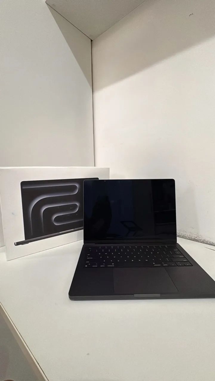 MacBook Pro M4 Pro 14 24GB 512SSD Space Black  - Foto 2