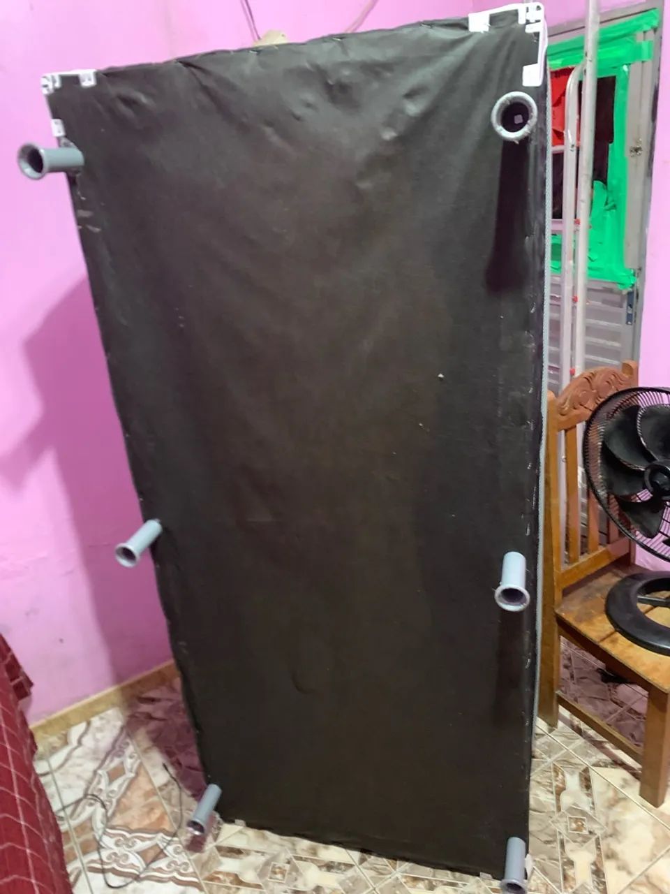 Vende-se está cama de Solteiro usada mas bem cuidada. - Foto 2