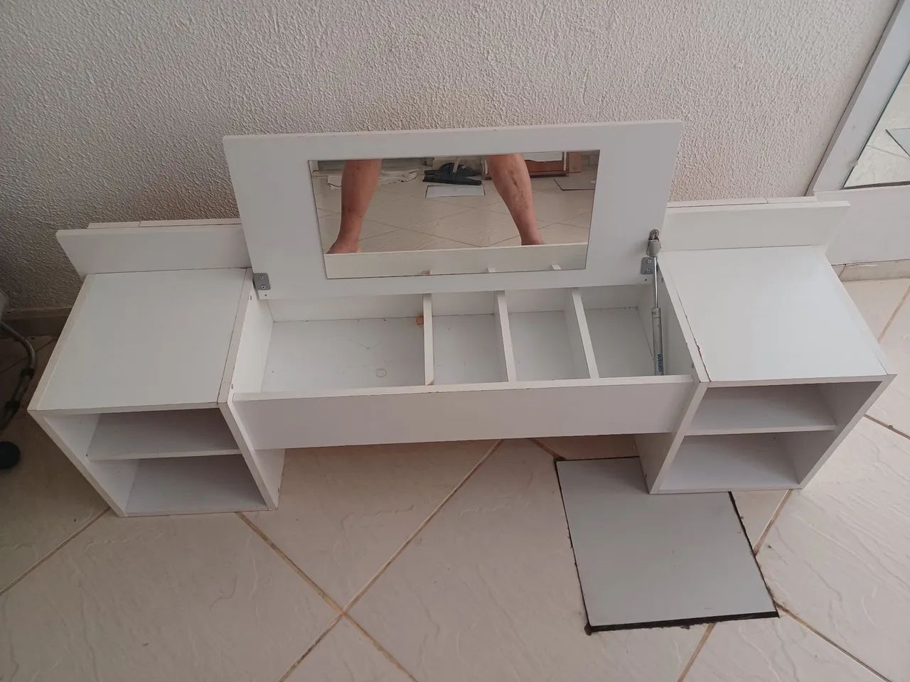 Penteadeira Suspensa 