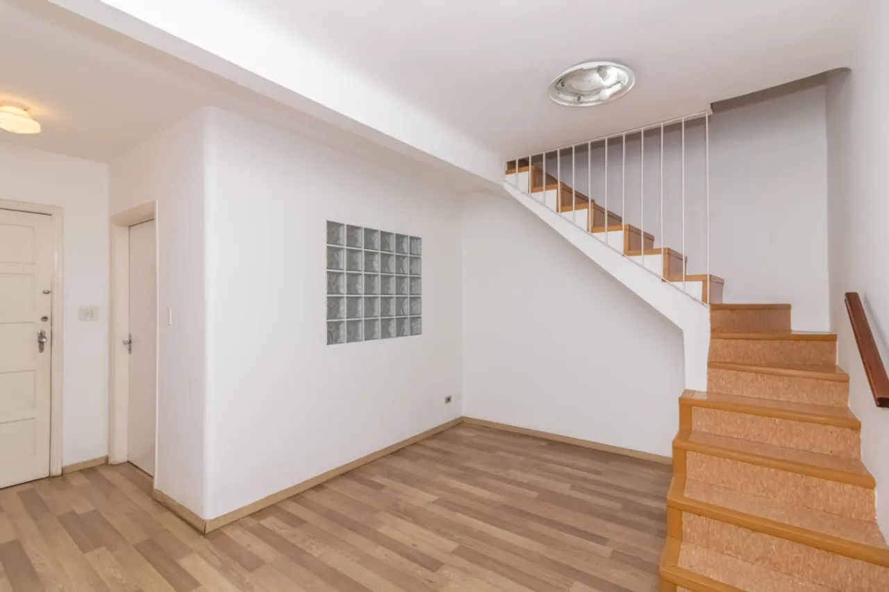 Casa para venda em Pinheiros com 2 quartos, 140m² - Foto 2
