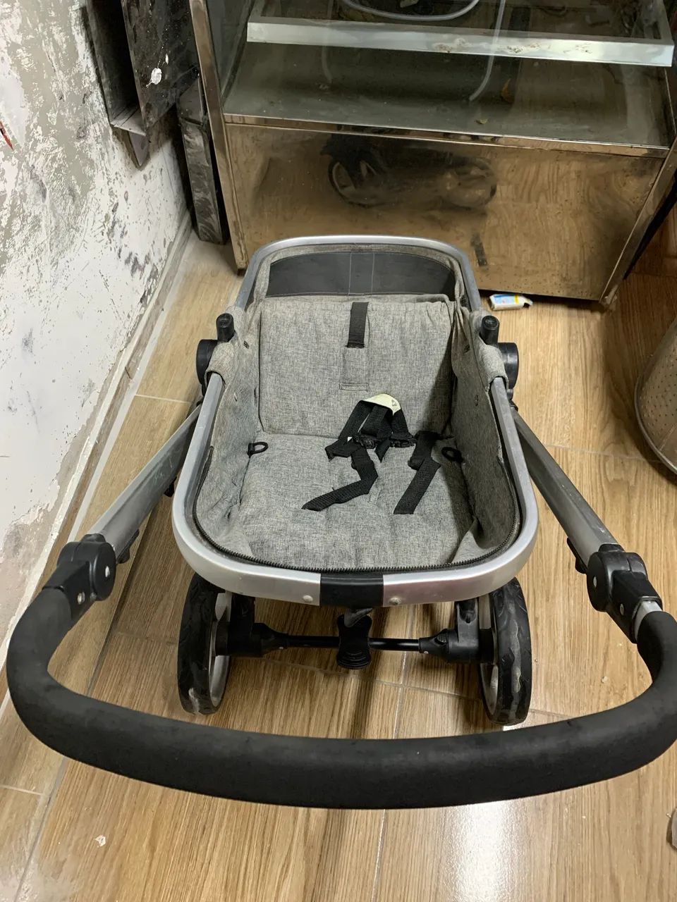 Carrinho de Bebê Fisher-Price Heritage Completo (Moisés + Bebê Conforto) - Cinza