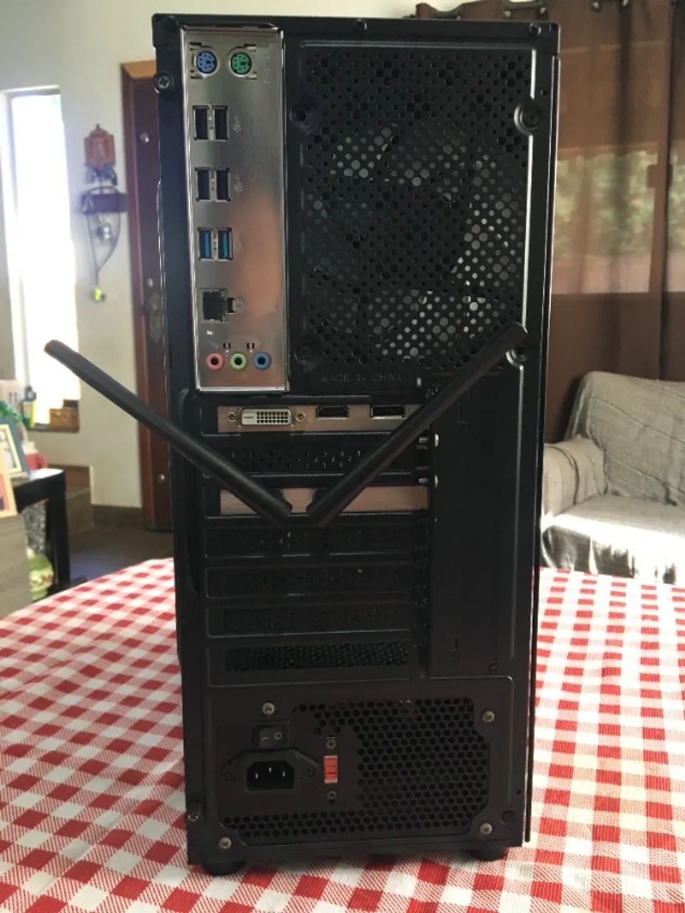 Desktop Xeon - Versátil para Trabalho, Estudos e Jogos - Foto 4