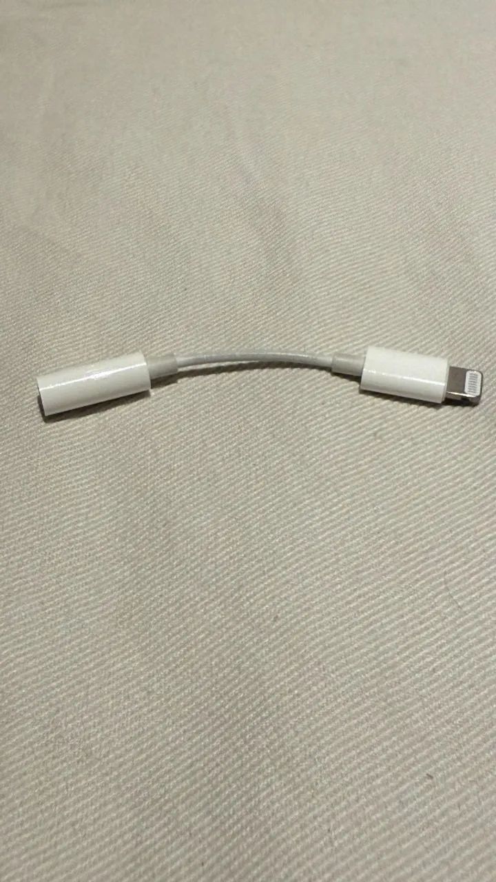 Cabo Adaptador Lightning para P2 3.5m