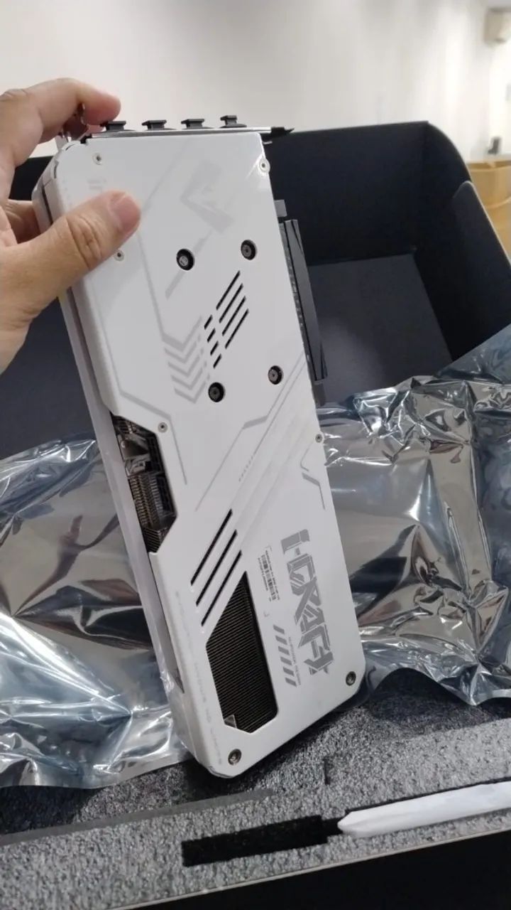 Placa De Vídeo Intel Arc B580 - Foto 4