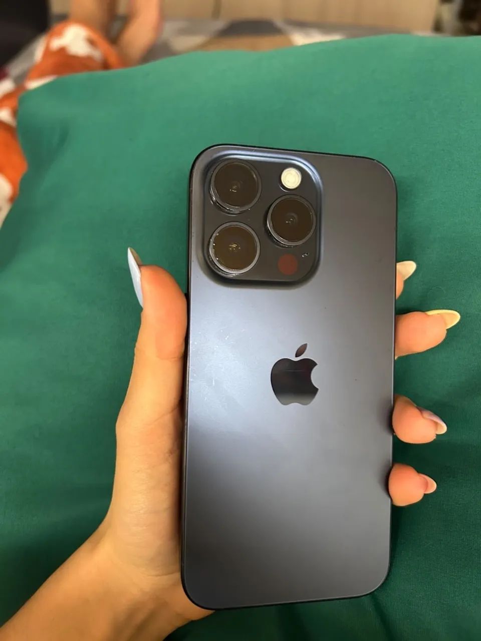 Iphone 15 pro 256g usado - Foto 4