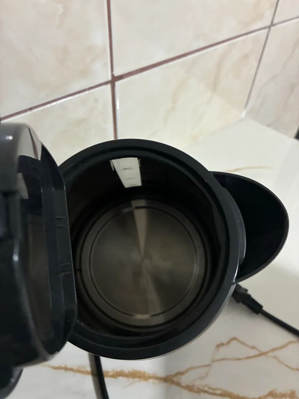 Chaleira black Decker 220v nova  - Foto 2