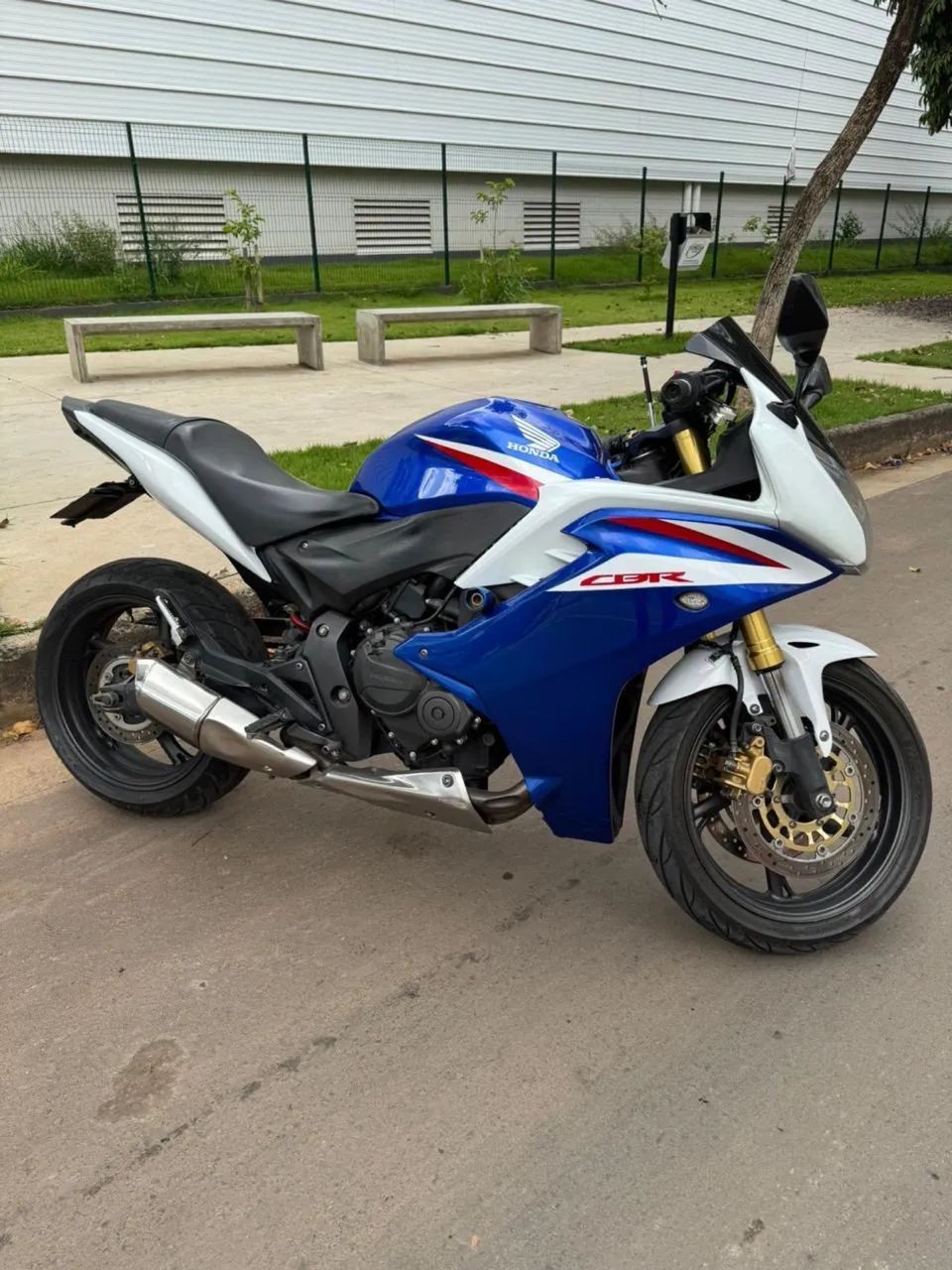 CBR 600 F - Foto 2