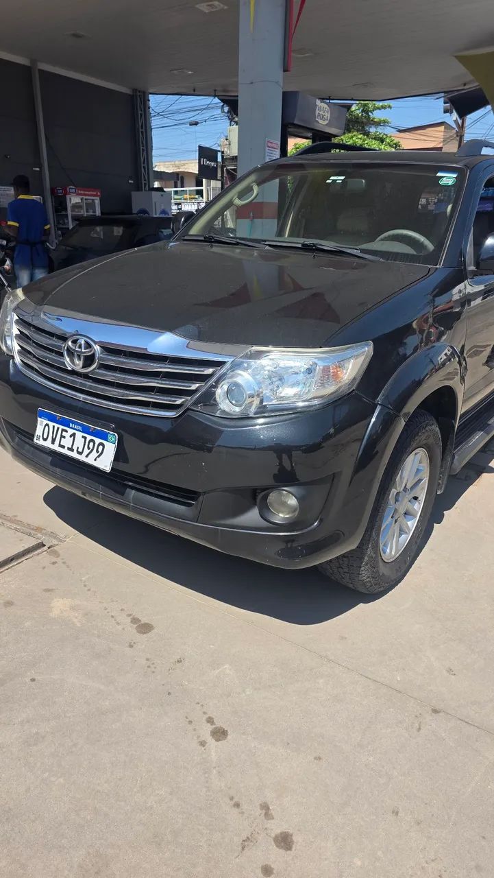 Toyota Hilux CD SR 4X2 2.7 16V/2.7 FLEX AUT. 2013