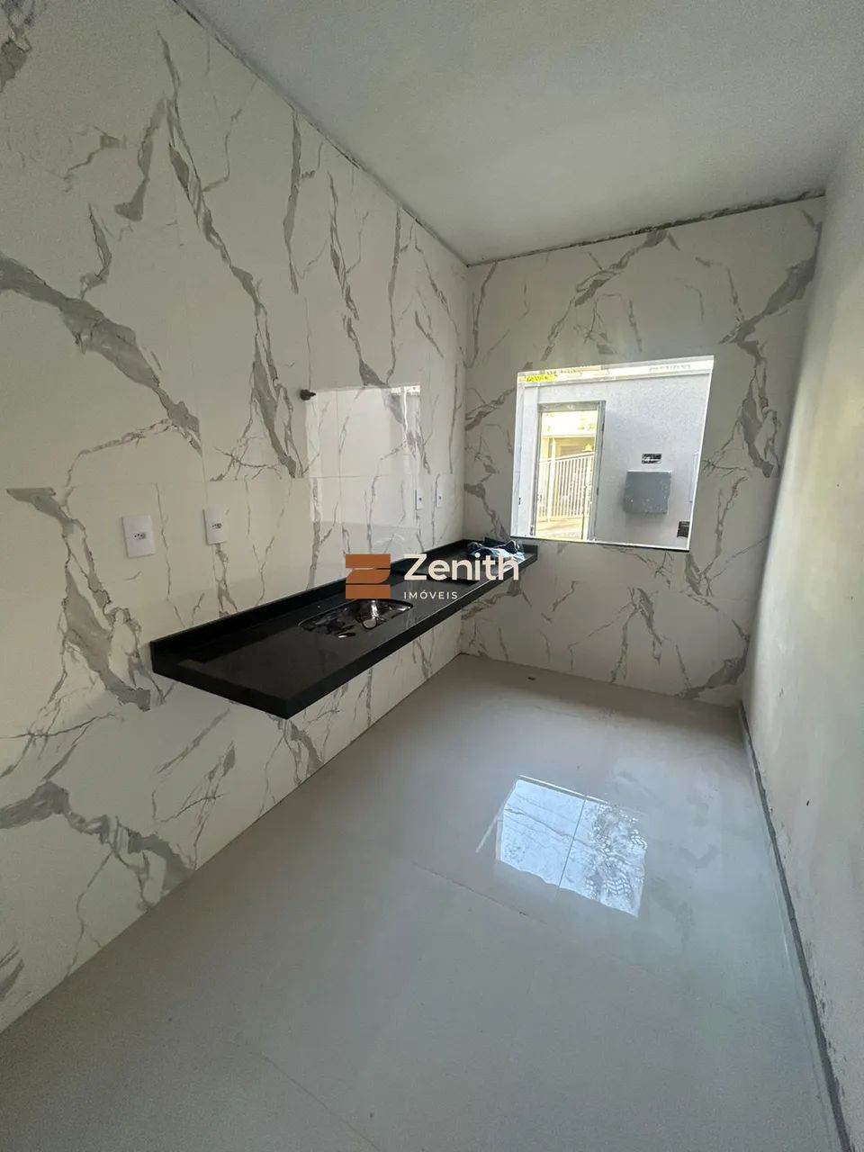 Casa nova com 3 quartos no Bairro Parque Real