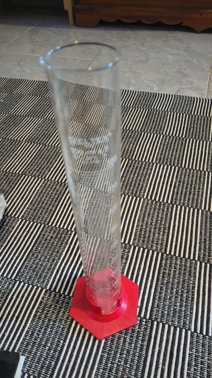 Proveta graduada de vidro 500ml - Foto 2