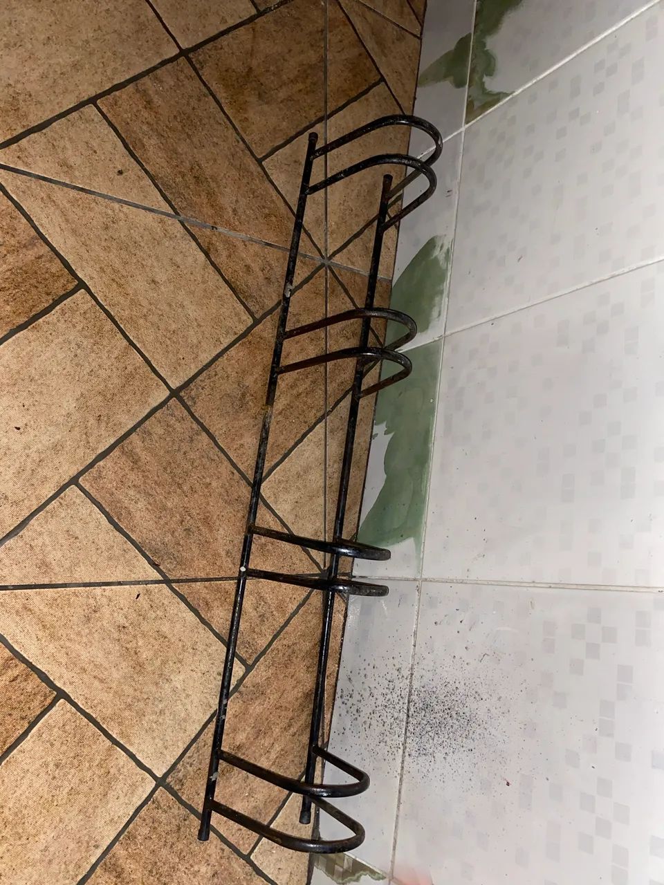 Suporte para até 4 bicicletas chão  - Foto 4