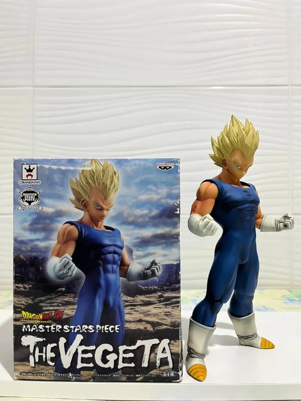 Action Figure Dragon Ball - Vegeta SJJ 26cm Master Stars Piece Banpresto Bandai Com Caixa