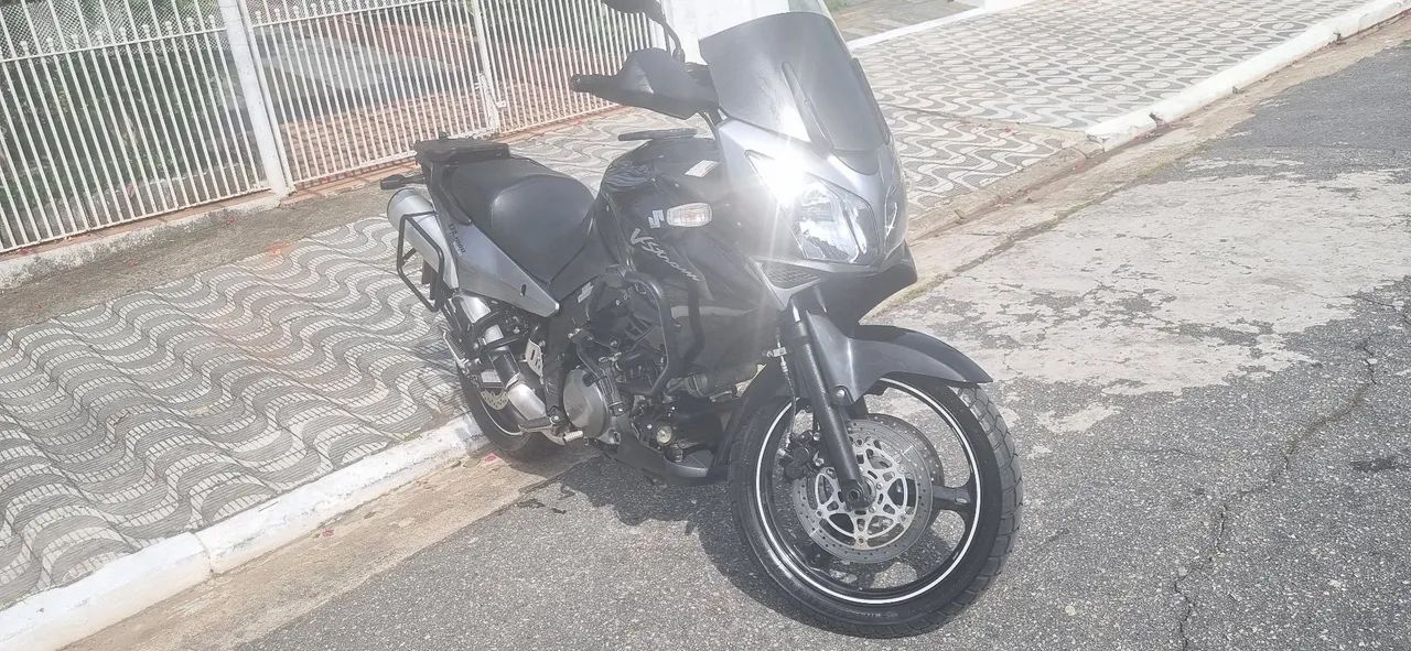 Vstron DL 1000 Preta e Prata  - Foto 3