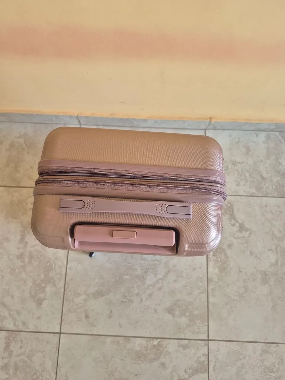 Vendo mala de bordo nova 10Kg - Foto 4