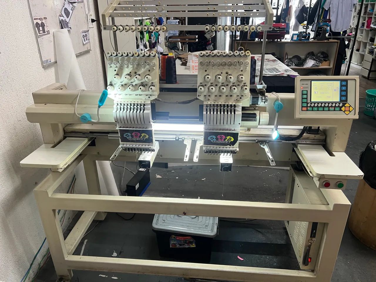 Máquina de bordado Lanmax 2 cabeças  - Foto 3