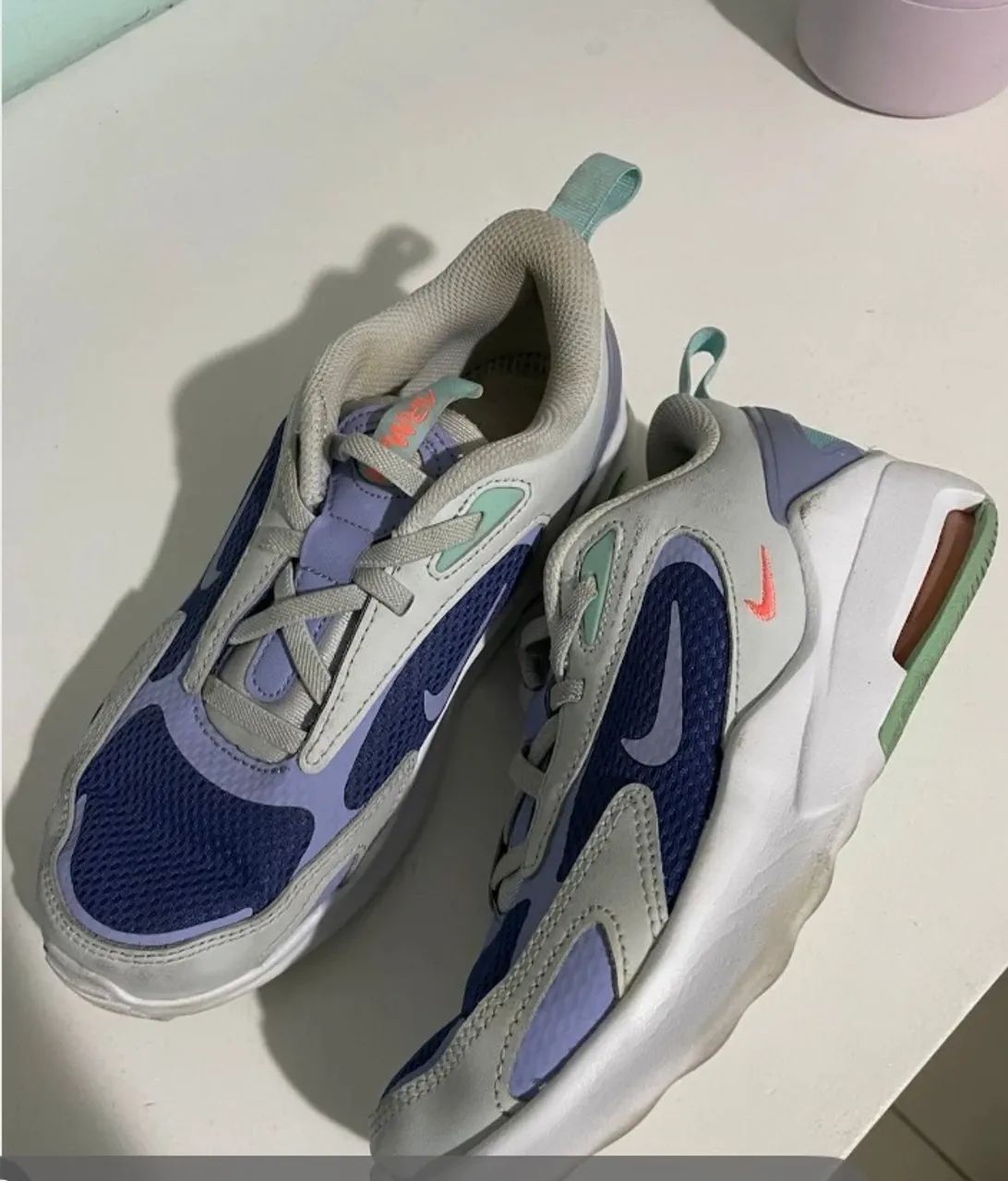Tênis Nike lilás ! Calça 33, 34  - Foto 2