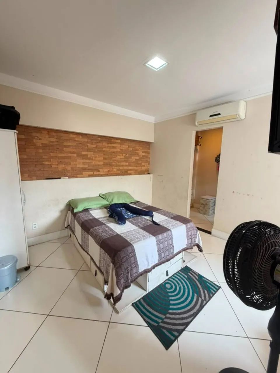 CASA EM RUA PÚBLICA - MÉDICI - Foto 2