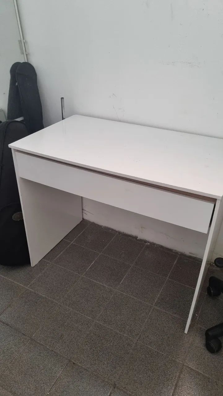 mesinha de estudos  - Foto 3