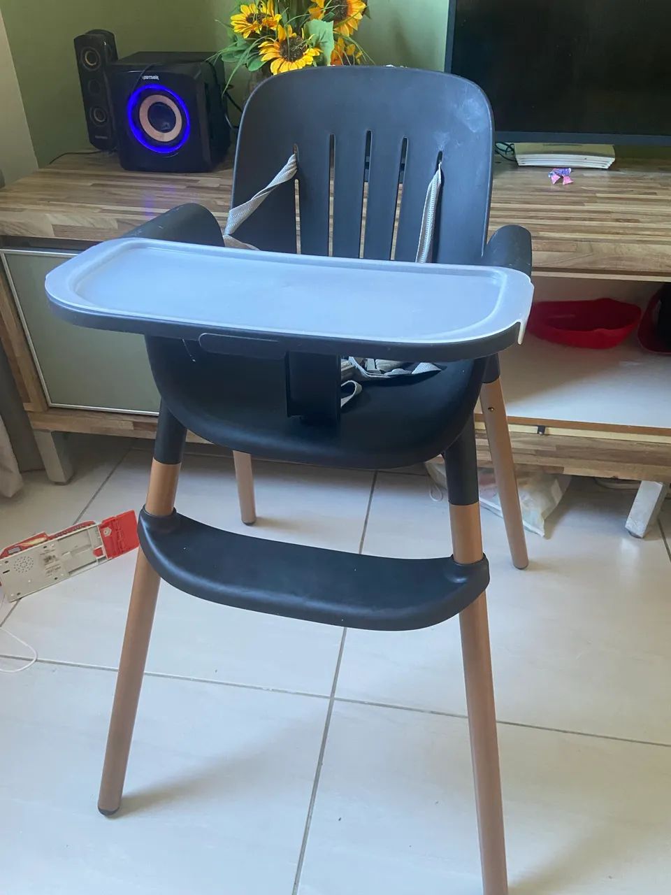 CADEIRA DE ALIMENTAÇÃO DE BEBÊ BURIGOTTO