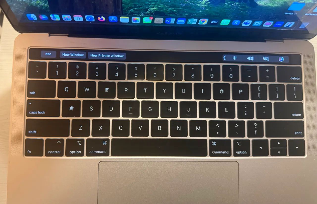 MacBook Pro 2018 - Foto 2