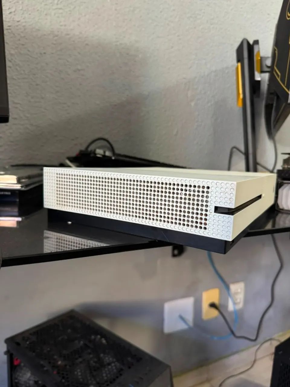 Xbox One S Com Kinect E Dois Controles!!! - Foto 6