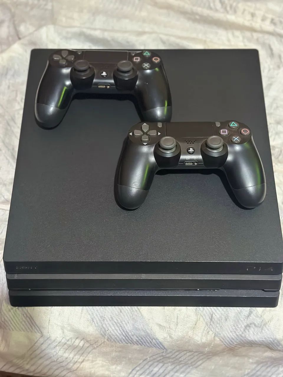 Ps4 pro 1 Tb - Foto 2