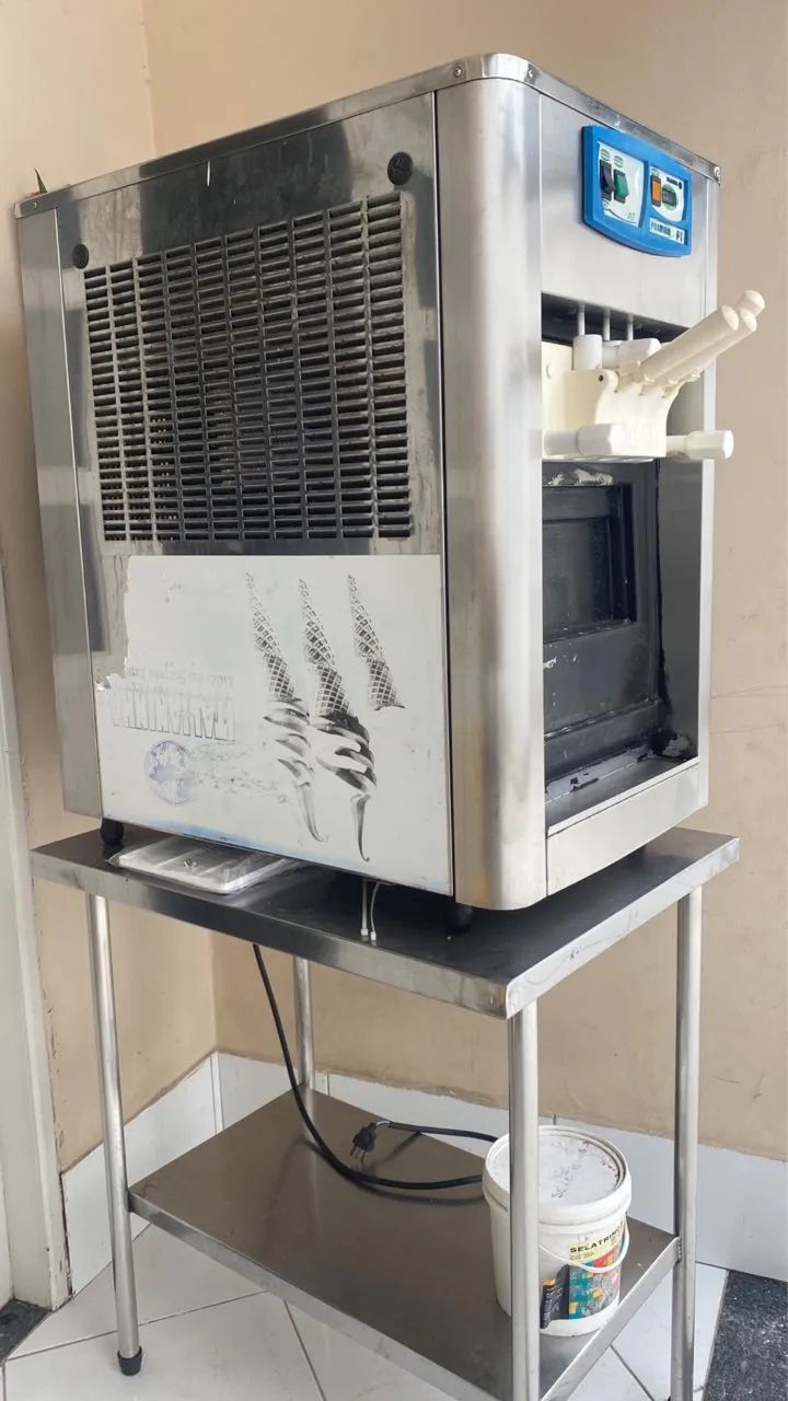 Máquina  de sorvete soft 3 bicos - Foto 4