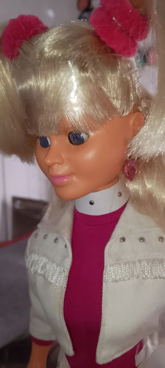 Boneca Xuxa média roupa rosa - Foto 3