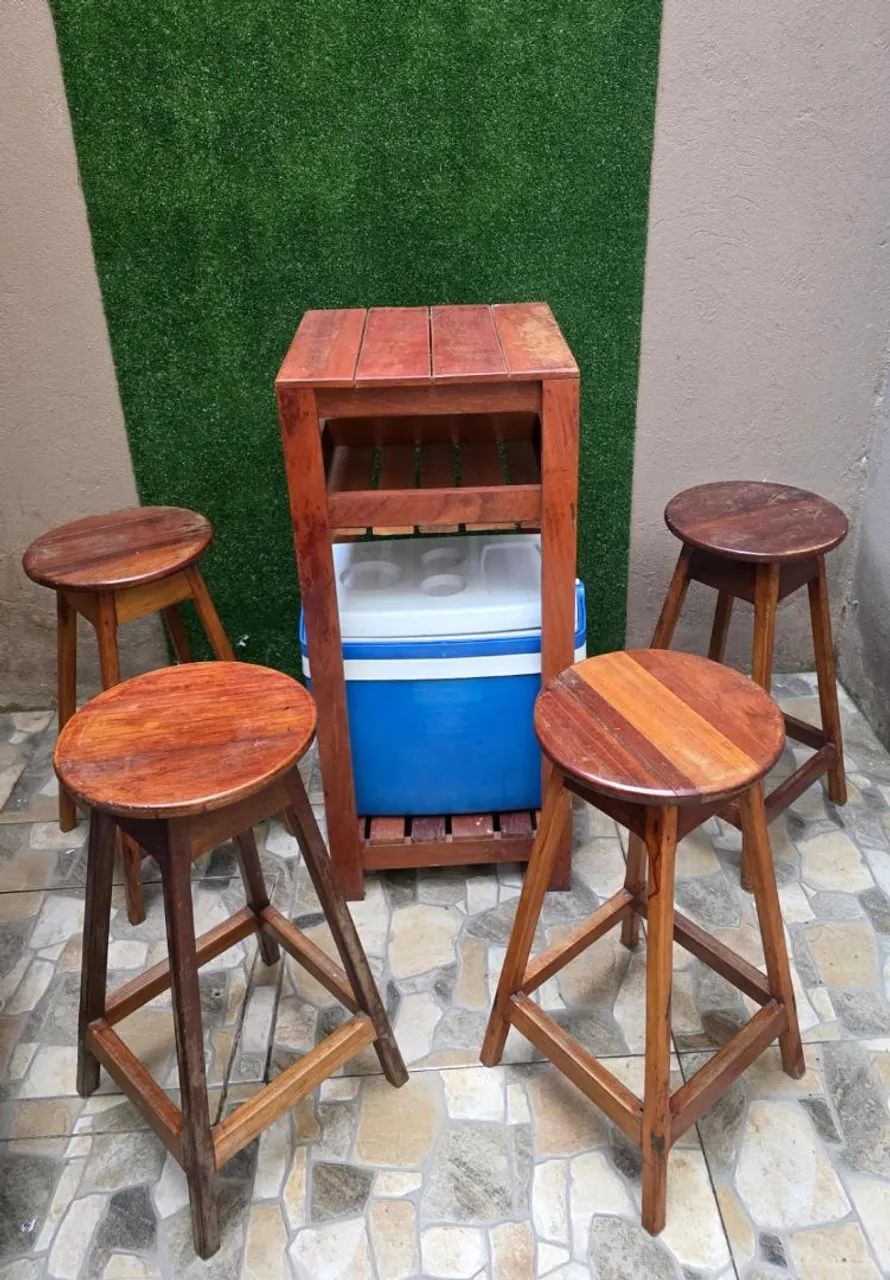 MASA E BANQUETAS