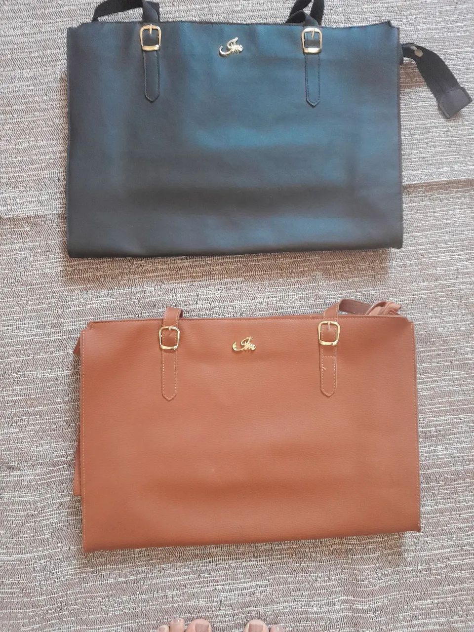 Duas bolsas grandes - Foto 3