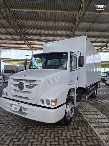 MERCEDES-BENZ ATRON 1319 2012 - Foto 2