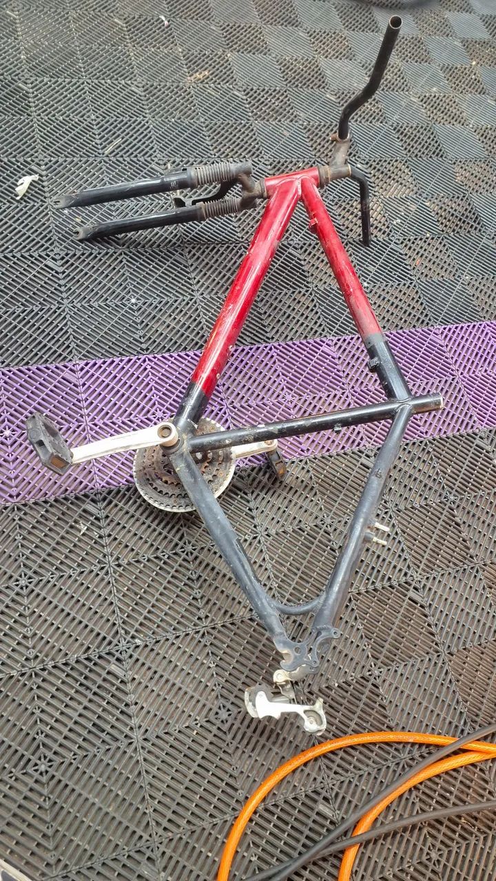 Quadro, suspensão e pedivela aro 26 - Foto 3