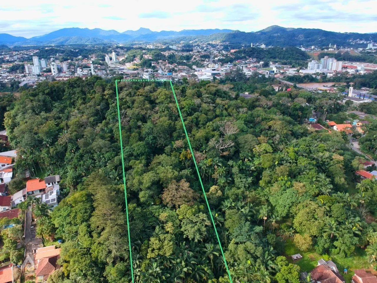 Terreno com 9.805m² à venda por R$ 2.000.000,00 - Bairro Salto - Blumenau/SC. - Foto 2