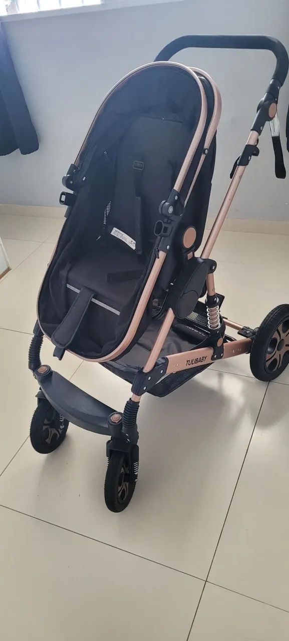 Carrinho de bebê com bebê conforto/moisés  - Foto 2