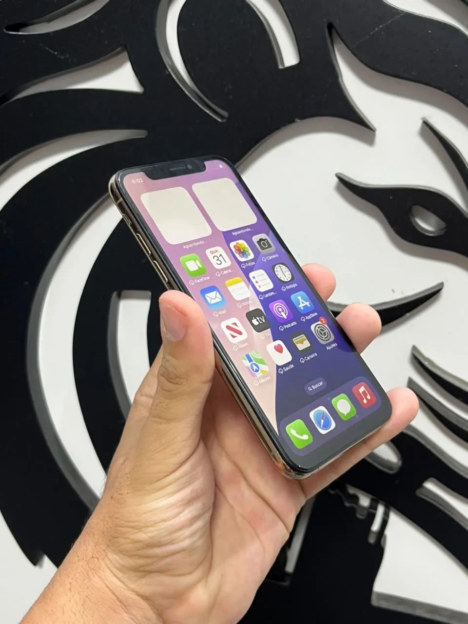 iPhone XS, 64gigas, bateria 100%, sem Face ID. funciona normalmente  - Foto 2
