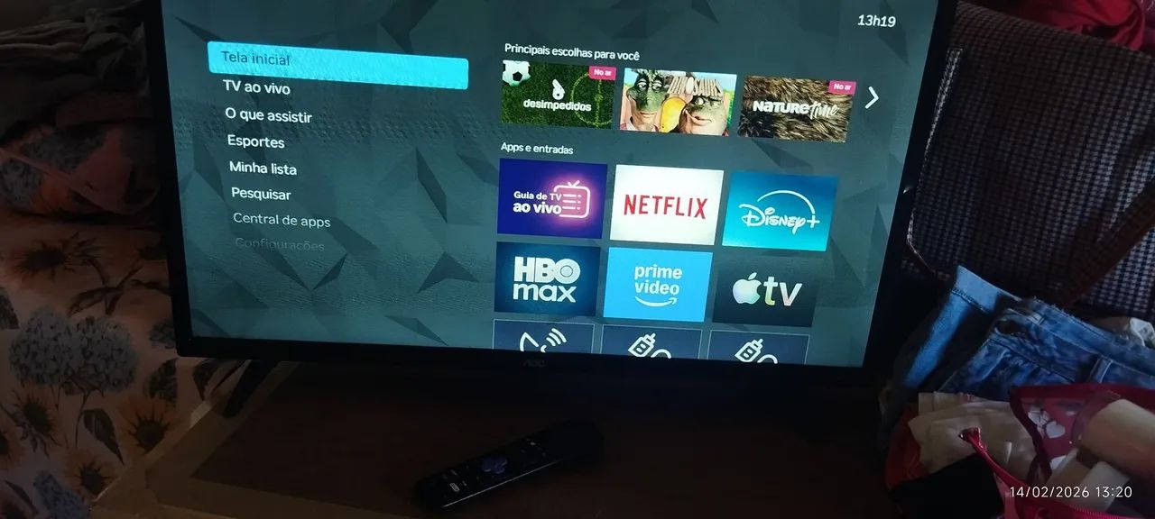 vendo tv smartv 32 polegadas marca AOC ROKU 
