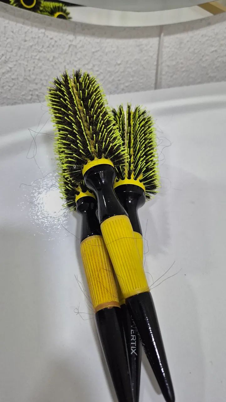 Escovas de cabelo profissionais  - Foto 4