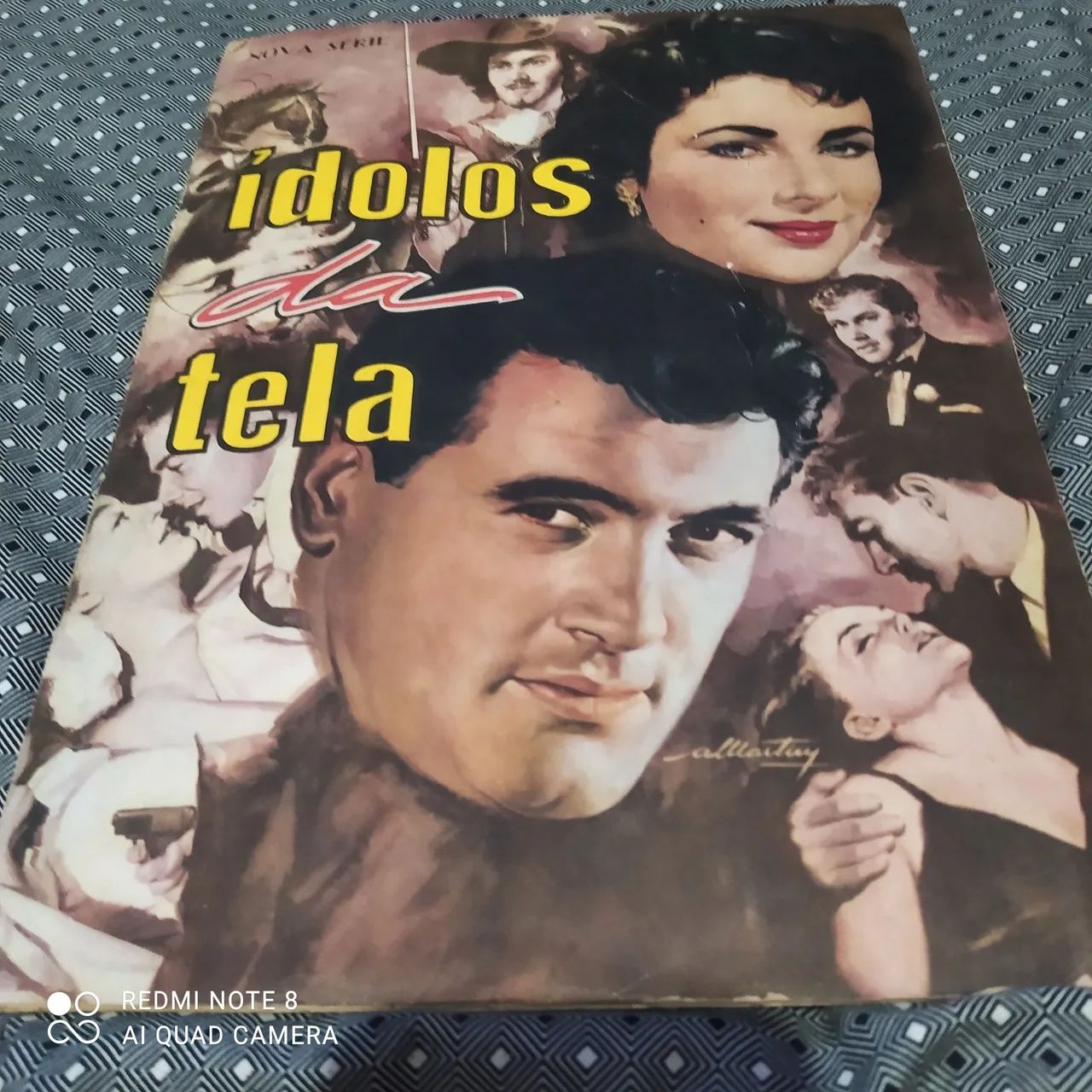 Álbum de Figurinhas Ídolos da Tela 1958