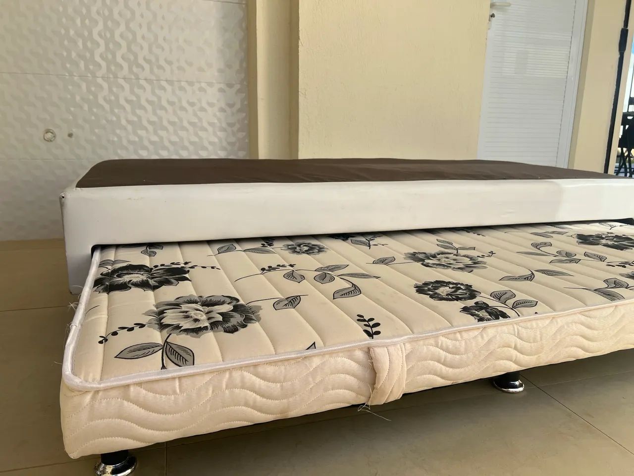 Base cama de solteiro com cama auxiliar  - Foto 2