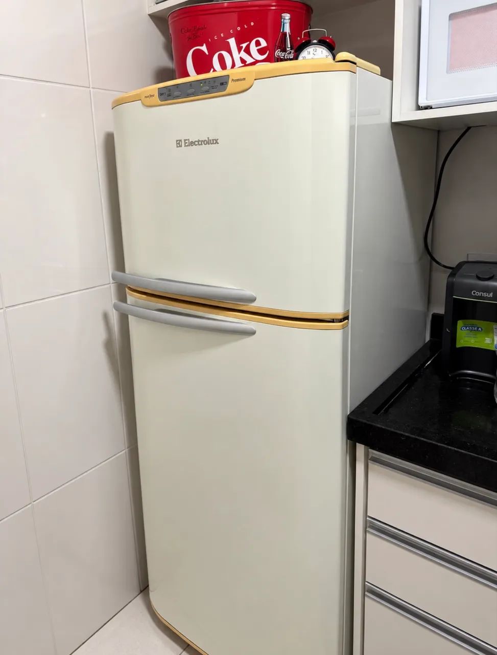 Geladeira com freezer - Foto 2