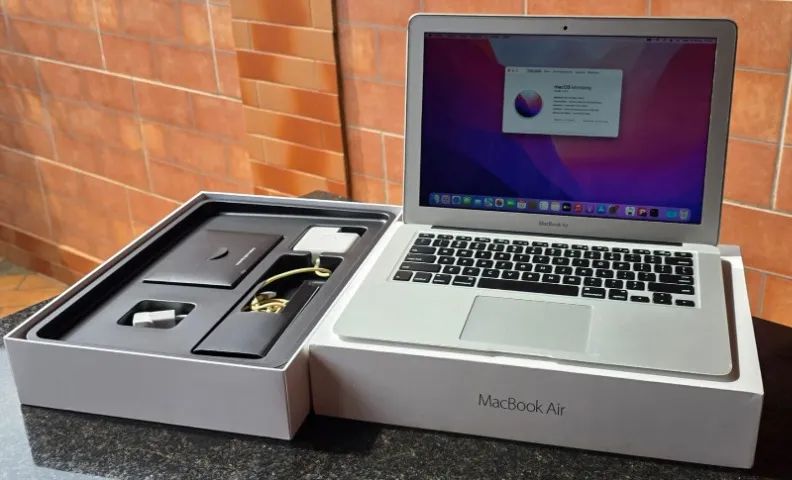 MacBook Air 2017 - Caixa e carregador original