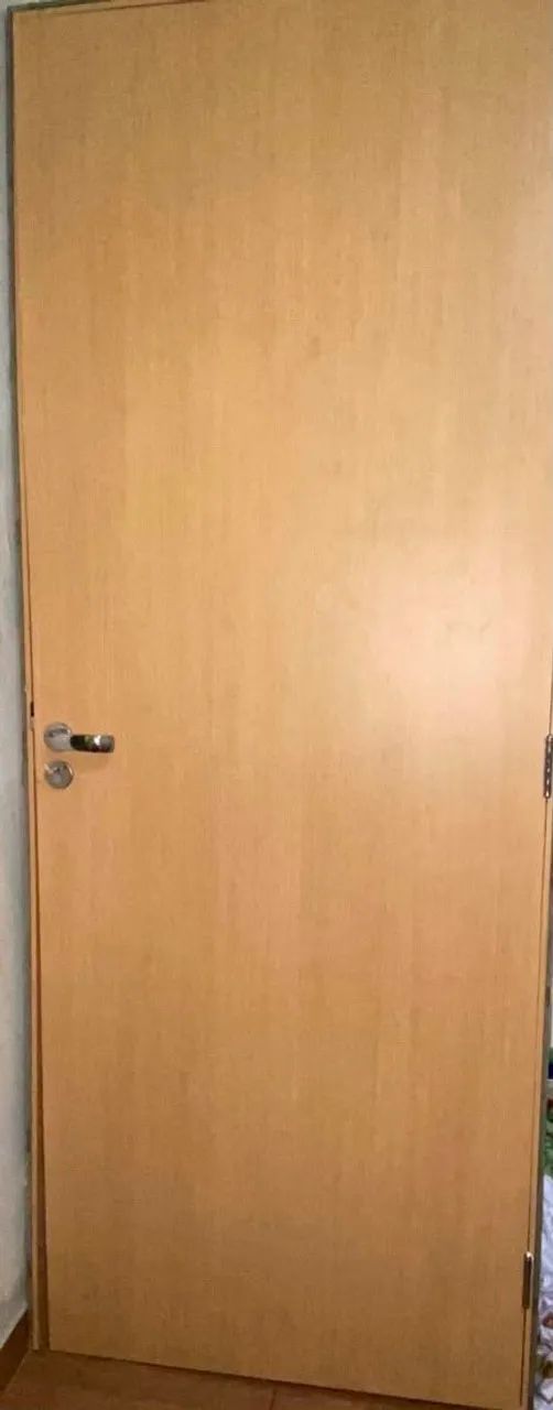 Porta completa nova