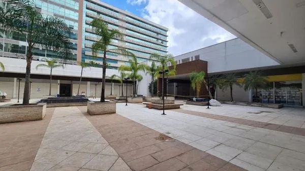 Apartamento de 2 quartos com suíte, varanda e vaga - Centro - Itaboraí/RJ - Foto 2
