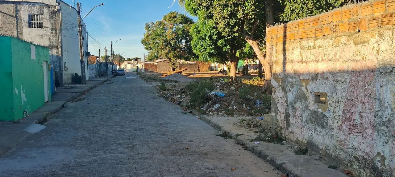 TERRENO ÓTIMO PARA COMÉRCIO OU LOTES - Foto 2
