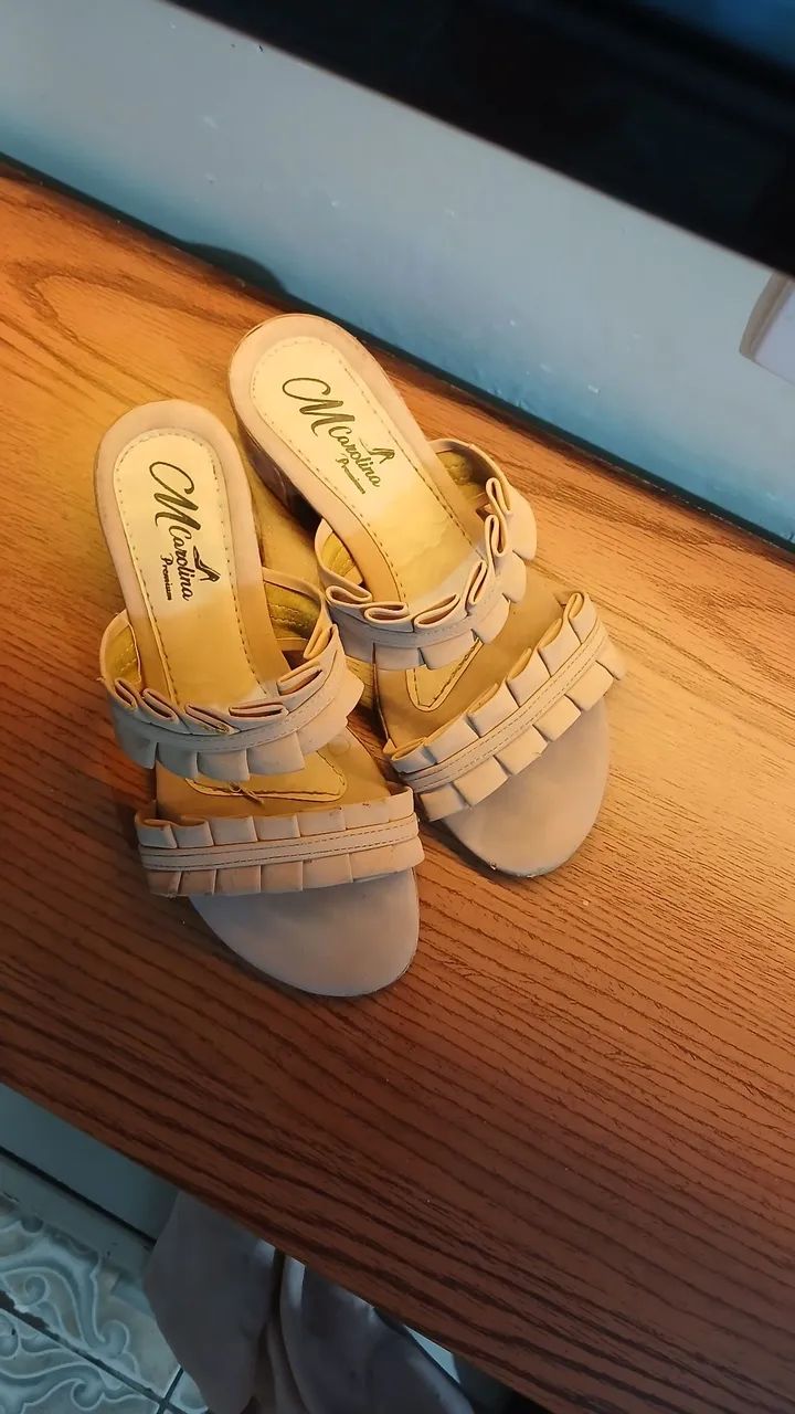 Sandália Tam 36 elegante , item de Desapego  - Foto 2