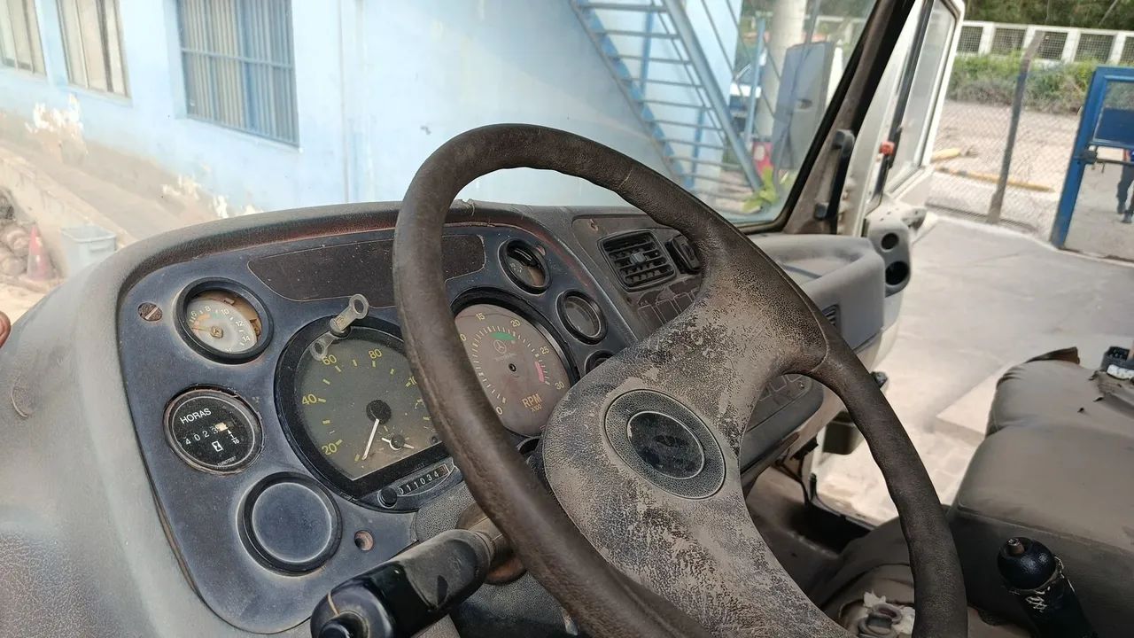 Vendo caminhão 