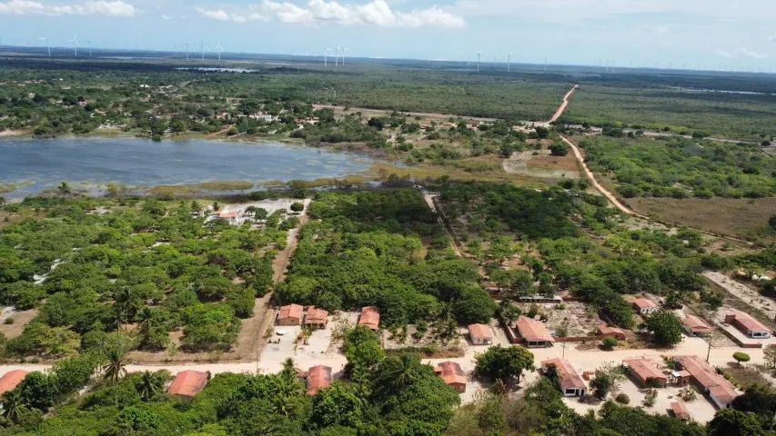 terreno com uma casa dentro  - Foto 2