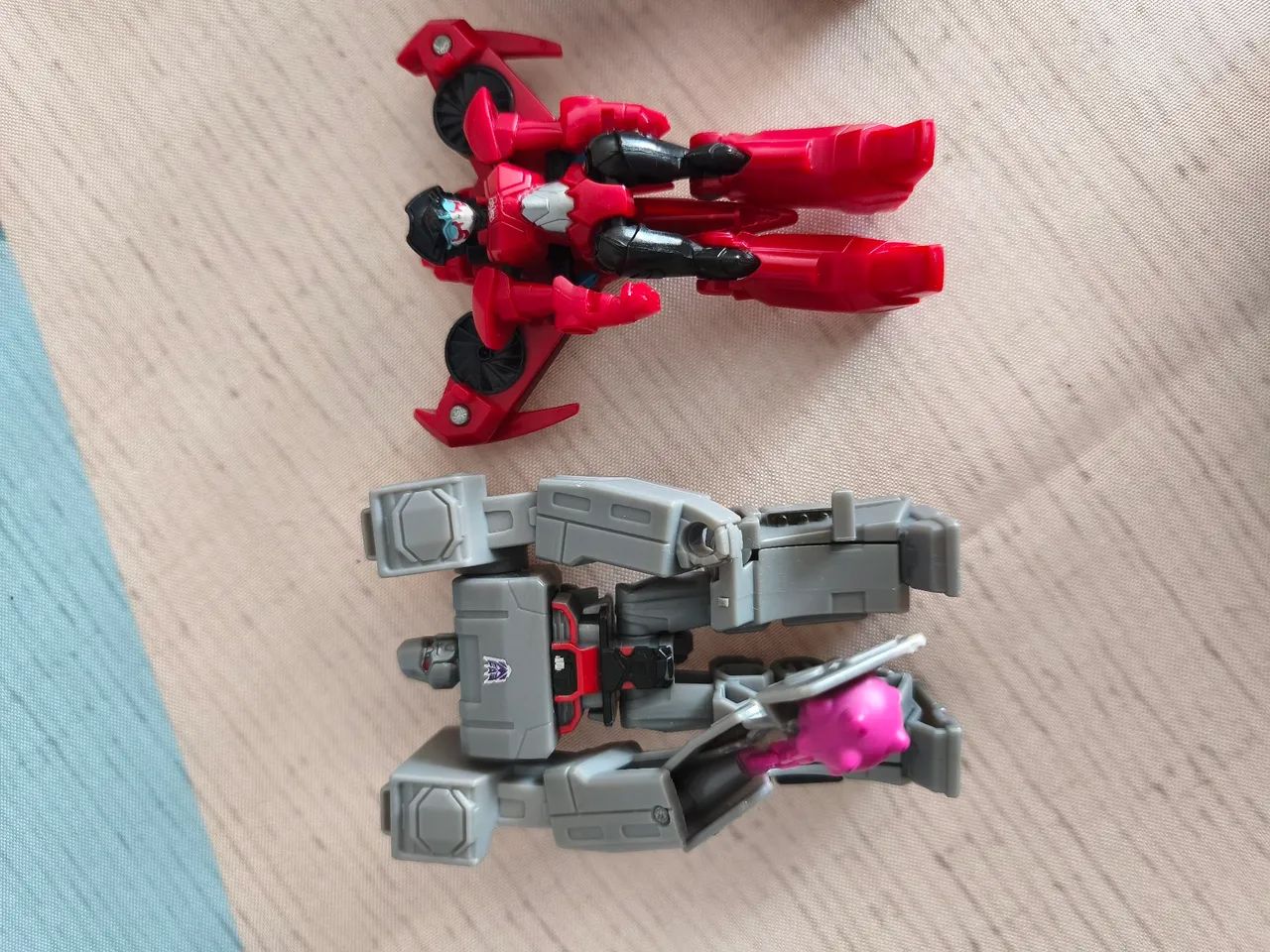 Transformers Cyberverse e outros 9cm - Foto 3