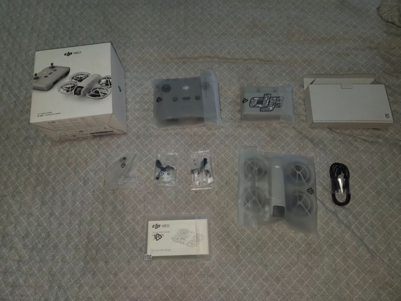 Drone DJI NEO 3 combo Fly More