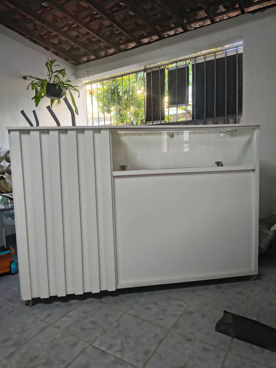vendo balcão arara e maniquim para loja  - Foto 3